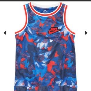 Nike dry fit jersey 😍 sz L